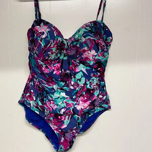 Catalina Women's XL (16-18) One Piece Swimsuit Pink Fuchsia Green Floral